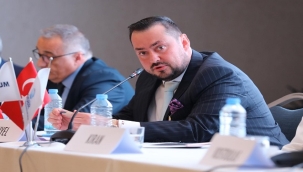 TÜRK GEMİCİLERİ KORSANLARIN ELİNDEN KURTARAN AVUKATTAN SUMUD FİLOSU AÇIKLAMASI