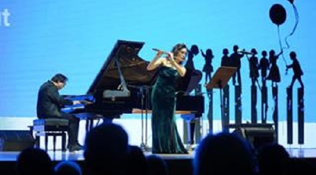 FAZIL SAY'DAN EÇEV'E DESTEK İÇİN "BİR NOTA, BİN UMUT" KONSERİ