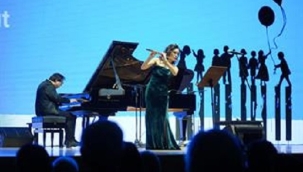 FAZIL SAY'DAN EÇEV'E DESTEK İÇİN "BİR NOTA, BİN UMUT" KONSERİ