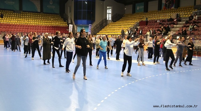 İBB'DEN KADINLAR İÇİN ÖZ SAVUNMA ATÖLYESİ