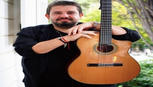 MUSTAFA AKAY AVRUPA'DA SES GETİRİYOR