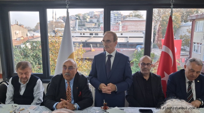 Üsküdar MİSİAD Şube Başkanı Burhan Makıroğlu Öğretmenleri Unutmadı