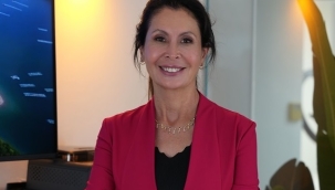 YAZAR DR. HÜLYA İSKENDEROĞLU BAHAT: "ORGAN BAĞIŞI DİNİN YAŞATMAYA VERDİĞİ EN SON CEVAPTIR"