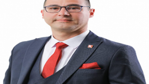 AKGÜNGÖR: "KURULTAY CHP'NİN GELECEĞE DÖNÜK VİZYONUNUN GÜÇLÜ BİR TEYİDİ"