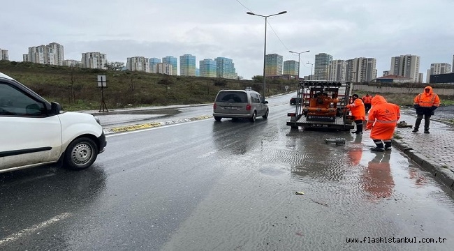 BAZI BÖLGELERDE METREKAREYE 67 KG YAĞIŞ DÜŞTÜ