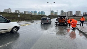 BAZI BÖLGELERDE METREKAREYE 67 KG YAĞIŞ DÜŞTÜ