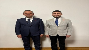 ERDİNÇ BAYSAL: "SAYIN ÖZEL'İN YENİDEN GENEL BAŞKAN SEÇİLMESİ PARTİ İÇİNDEKİ İSTİKRARI GÖSTERİYOR"