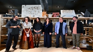 MİMARLAR ÖMER SELÇUK BAZ VE BANU UÇAK'IN "YALIN ŞEYLER" KİTABI SALT GALATA'DA TANITILDI