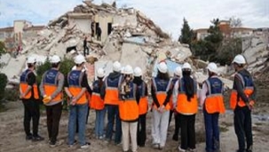 ÖĞRENCİLER AFAD GÖNÜLLÜĞÜ EĞİTİMİ ALDI