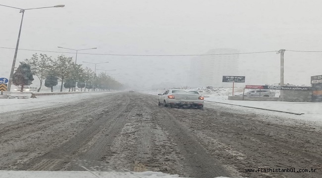 HİDAYET BAYSAL: "ŞANLIURFA'DA YOĞUN KAR YAĞIŞI ULAŞIMI OLUMSUZ ETKİLİYOR"