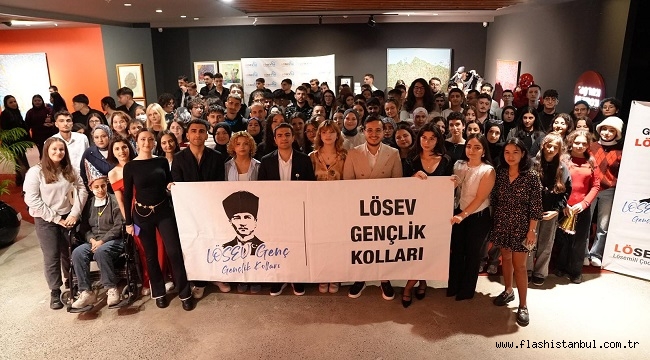 LÖSEV'Lİ GENÇLER İSTANBUL'DA BİRARAYA GELDİ