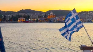 TÜRK TURİSTİN MİDİLLİ EKONOMİSİNE KATKISI 80 MİLYON EURO'YA YAKLAŞTI