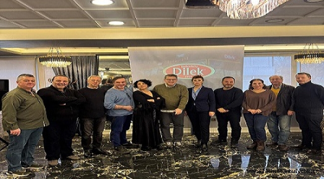 FİLMSAN 2025-2026 SEZONUNDAKİ OYUNLAR İÇİN ÖDÜL KATEGORİLERİNİ AÇIKLADI