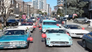 ​KADIKÖY'DE SEVGİLİLER GÜNÜ KONVOYU