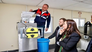 SOKAK HAYVANLARI İÇİN SIFIR ATIKLA MAMA ÜRETİMİ