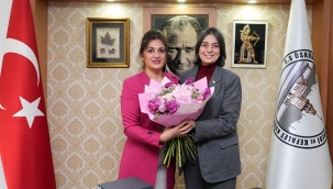 Üsküdar Belediye Başkanı Sinem Dedetaş'tan Esnaf ve Sanatçılara Ziyaret