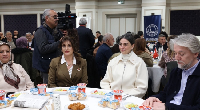 ÜSKÜDAR'DA İKİ BAŞKAN AYNI SOFRADA: 650 ESNAF GELENEKSEL İFTARDA BULUŞTU