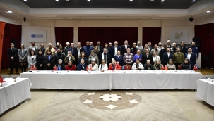 "ÜSKÜDAR YENİLENİYOR" PROJESİ KAPSAMINDA MURAT REİS MAHALLESİ BİRLİK APARTMANINDA DÖNÜŞÜM SÜRECİ BAŞLADI