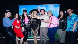 DERYA ŞEN İLE ŞEN KIZLAR YOLLARINA HIZLI DEVAM EDİYOR