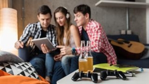 DİJİTAL BAĞIMLILIK BEYİNİN ÖDÜL SİSTEMİNİ HEDEF ALIYOR!..