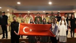 İSTANBUL RUMELİ ÜNİVERSİTESİ'NDE "ÇANAKKALE RUHUNA YOLCULUK" ETKİNLİĞİ 