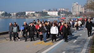 KADIKÖY'DE OBEZİTE FARKINDALIK YÜRÜYÜŞÜ