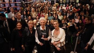 MAYE MUSK KİTABINI TANITTI