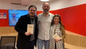 OYUNCU ÖMER DURAN KİTABINI TANITTI