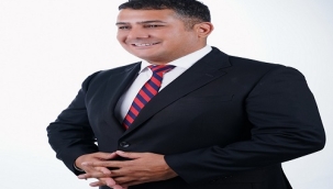 "SAĞLIK ÇALIŞANLARI TOPLUMUN EN DEĞERLİ KAHRAMANLARIDIR"