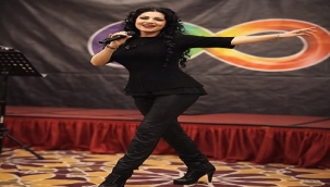 ŞAHSENEM KADINLAR GÜNÜ İÇİN SAHNE ALDI