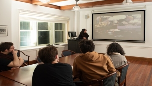 SEVDE TUNÇ'UN BELGESELLERİ ABD'DE ÜNİVERSİTELERİ'NDE İZLEYİCİYLE BULUŞTU