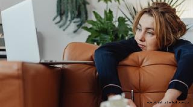 SOSYAL MEDYADA "KENDİ KENDİNE PSİKİYATRİK TANI KOYMA" TRENDİ BÜYÜYOR!