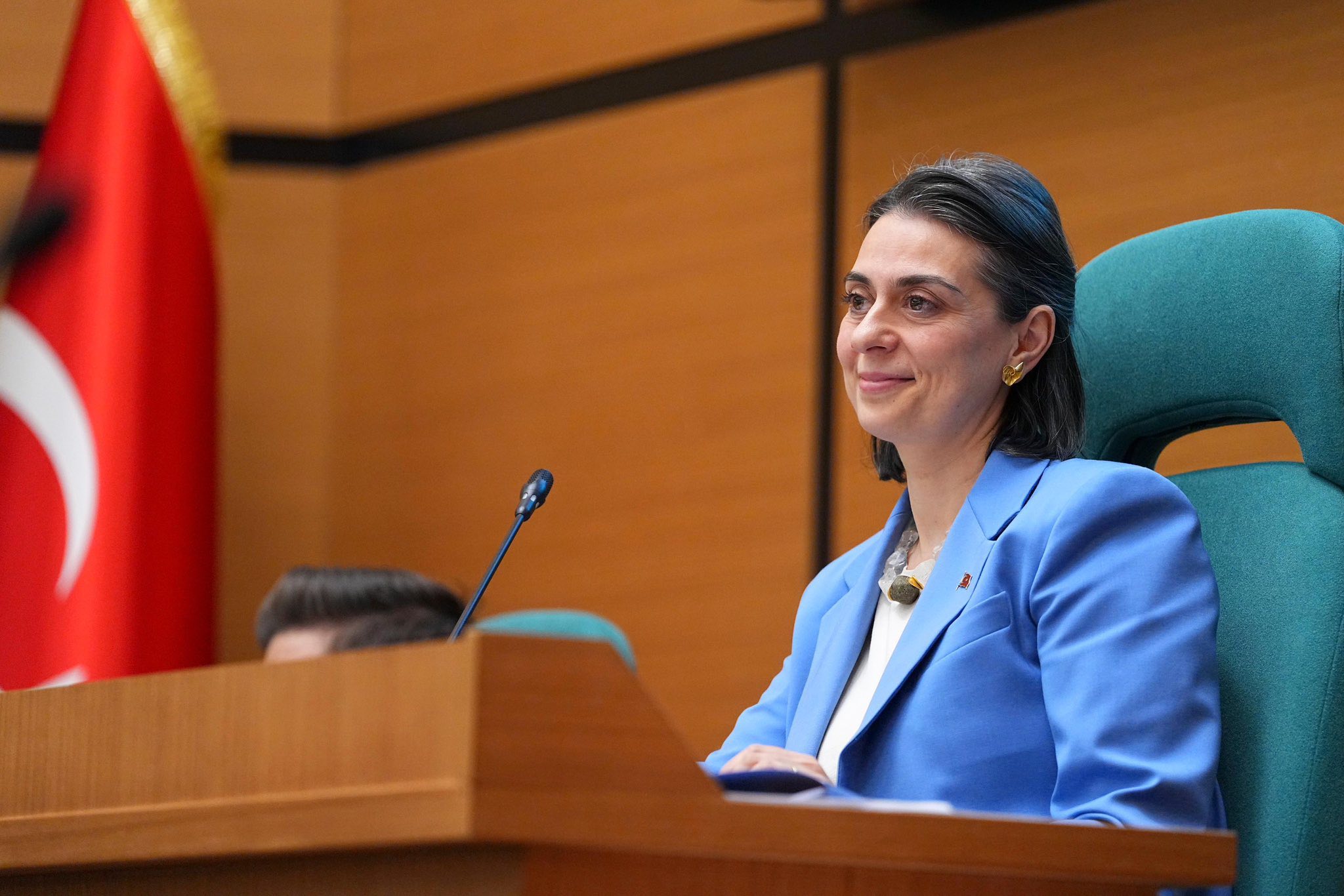 BAŞKAN SİNEM DEDETAŞ; "BU BELEDİYE 2 YIL ÖNCE Mİ KURULDU?.."