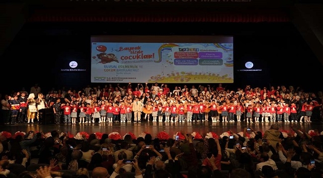 BÜYÜKÇEKMECE'DE 23 NİSAN COŞKUSU TEK GÜNE SIĞMADI