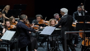 GÜRER AYKAL'DAN DOĞDUĞU ŞEHİR ESKİŞEHİR'DE ANLAMLI KONSER