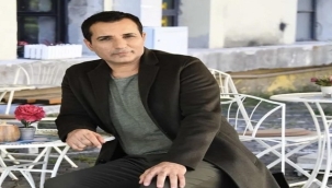 RAFET EL ROMAN'DAN MİLLİ TAKIMIMIZ İÇİN ÇOK ÖZEL ŞARKI