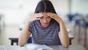 SINAV DÖNEMİNDE KONTROLSÜZ İLAÇ KULLANIMI ALARM VERİYOR