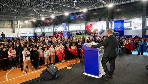 ATAŞEHİR'DE PİRİ REİS İLKOKULU SPOR SALONU TÖRENLE HİZMETE AÇILDI