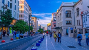 KADIKÖY BELEDİYESİ'NE ONUR BAYRAĞI ÖDÜLÜ
